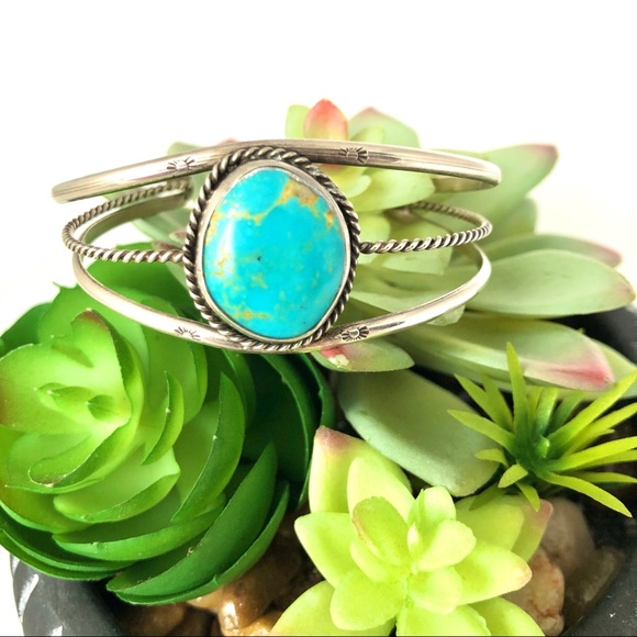 Vintage Jewelry - ⚡️Host Pick⚡️VTG Old Pawn Turq & Sterling Cuff